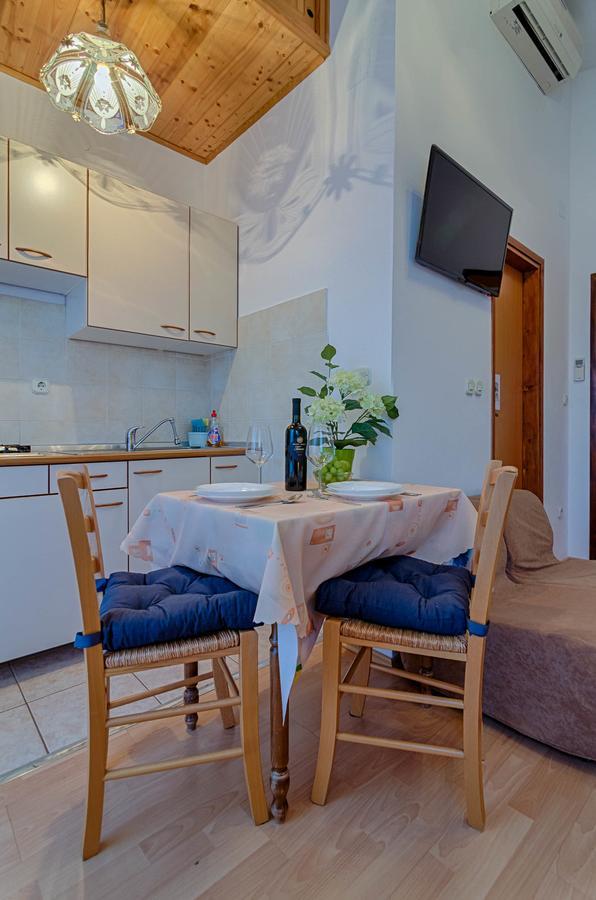 Apartments Ana Pula Zewnętrze zdjęcie