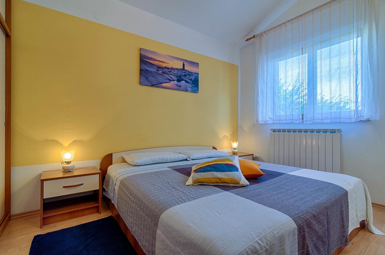 Apartments Ana Pula Zewnętrze zdjęcie