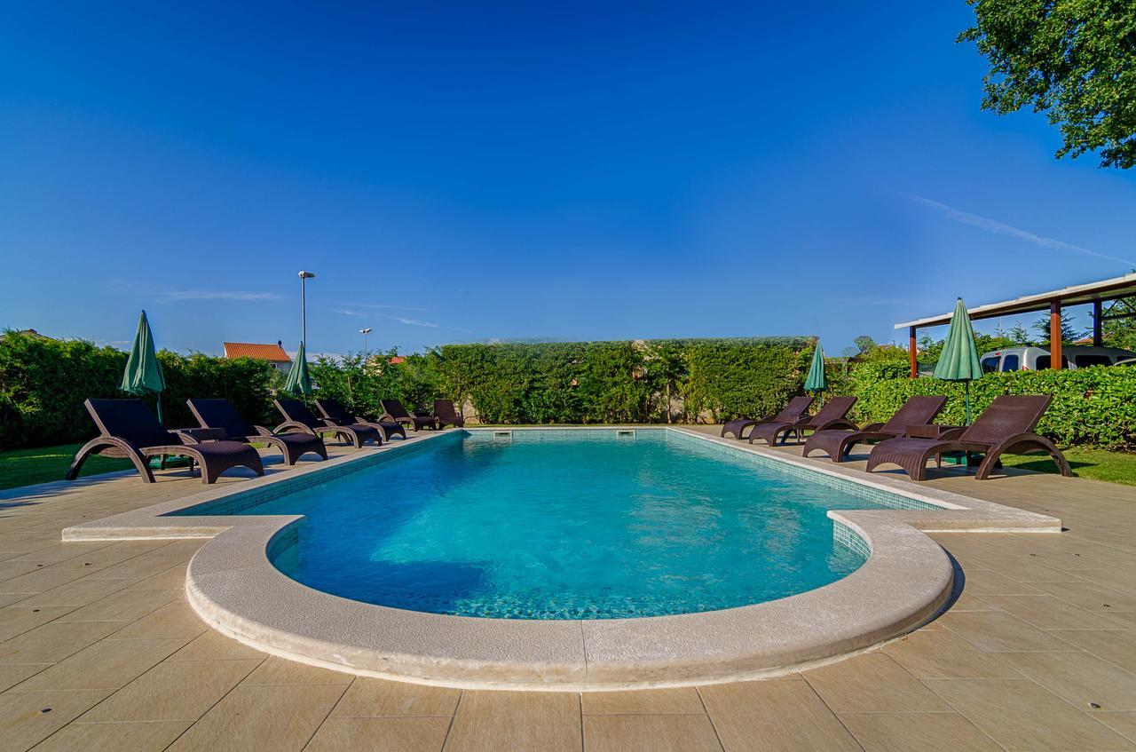 Apartments Ana Pula Zewnętrze zdjęcie