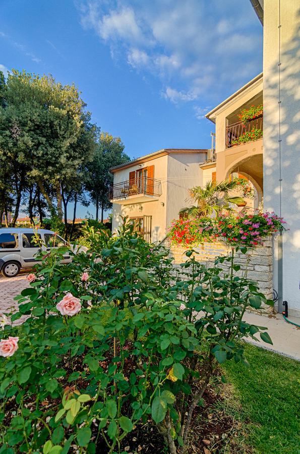 Apartments Ana Pula Zewnętrze zdjęcie