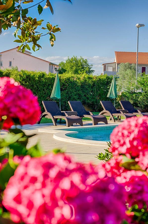 Apartments Ana Pula Zewnętrze zdjęcie