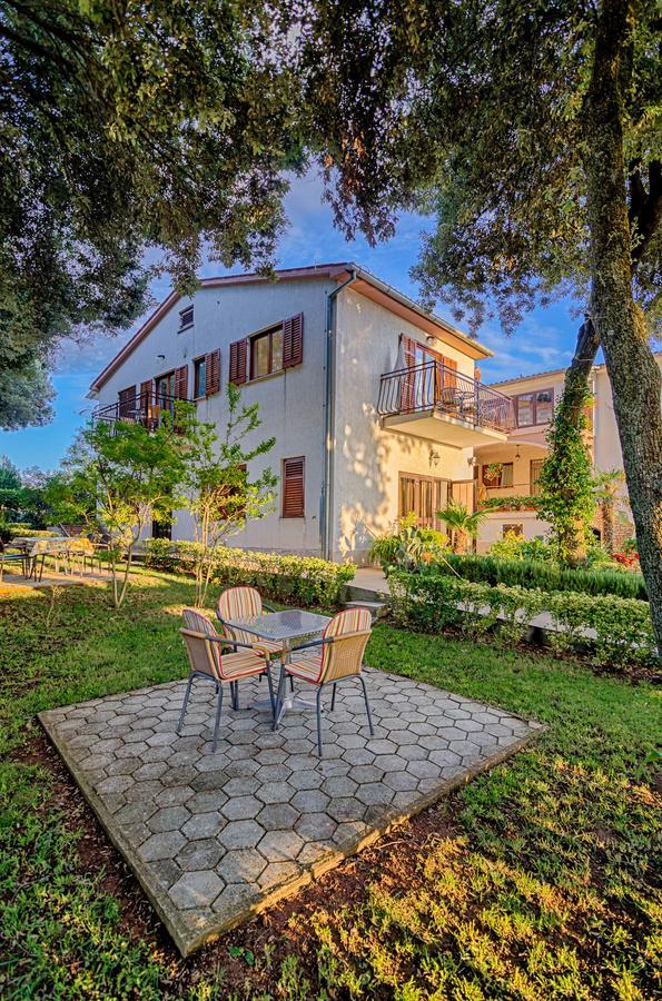Apartments Ana Pula Zewnętrze zdjęcie