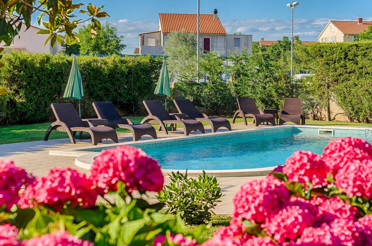 Apartments Ana Pula Zewnętrze zdjęcie