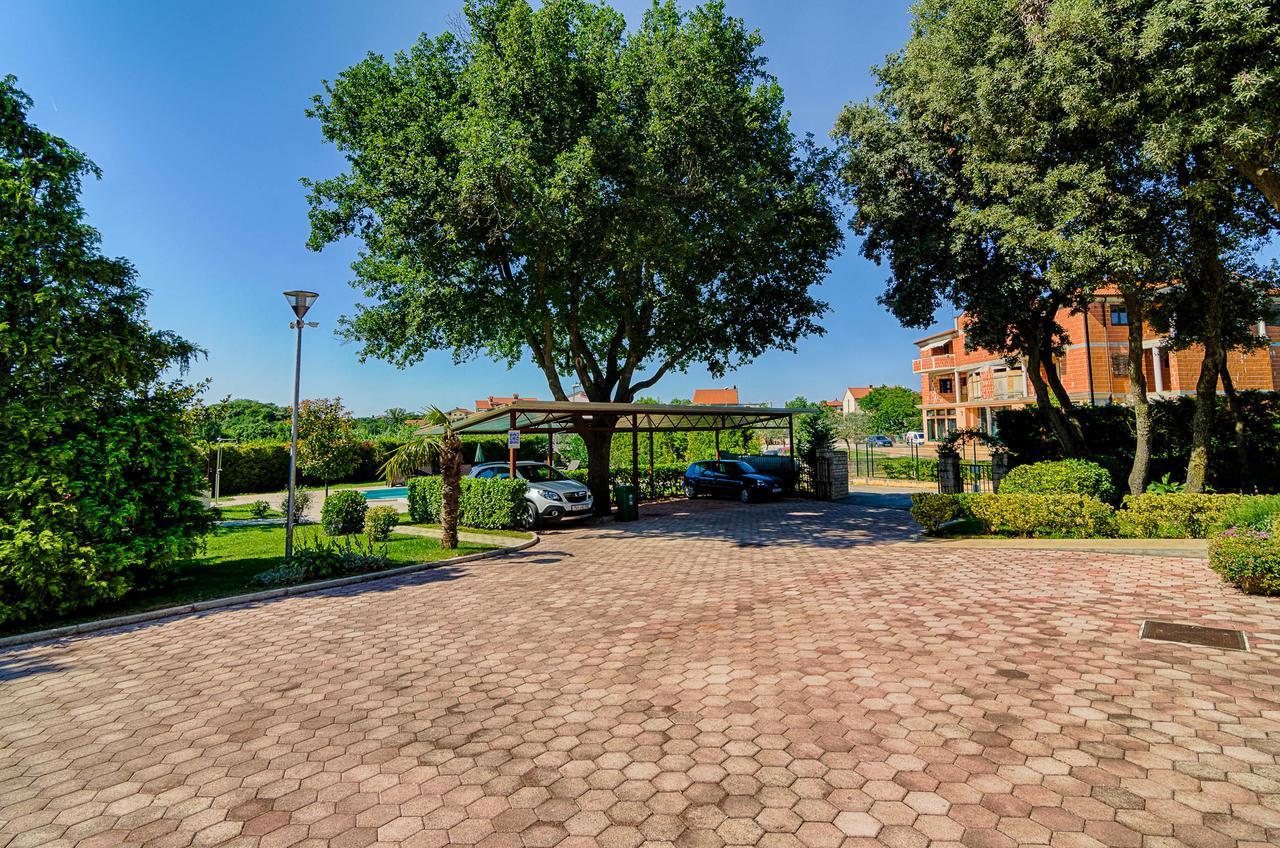 Apartments Ana Pula Zewnętrze zdjęcie